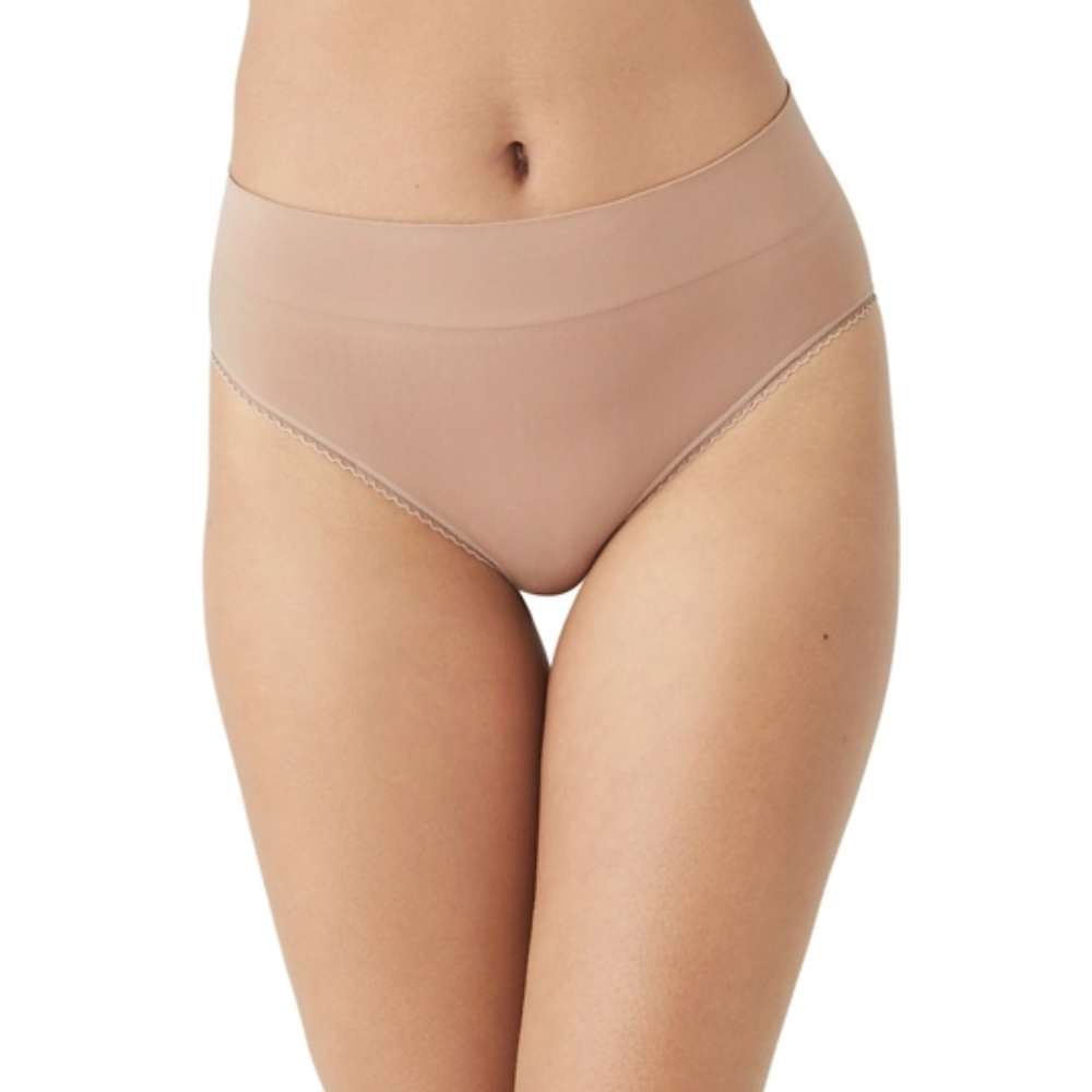 Wacoal Feeling Flexible Hi Cut 871332
