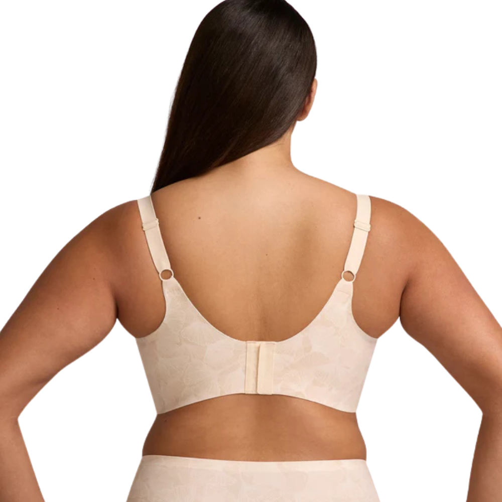 Evelyn & Bobbie Beyond Bra